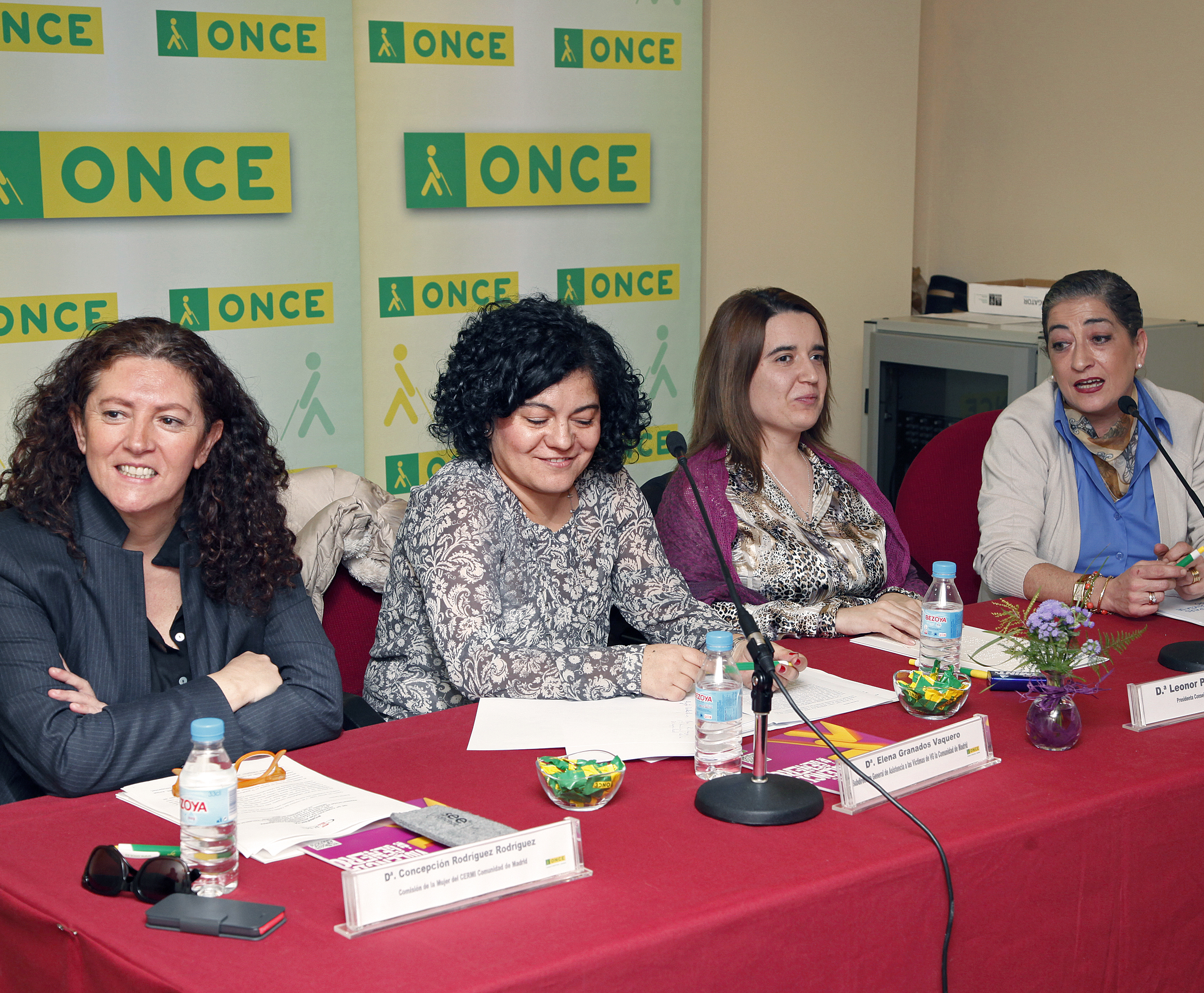 De derecha a izquierda: Concepción Rodríguez, Elena Granados, Leonor Pérez  y Rocío de La Hoz