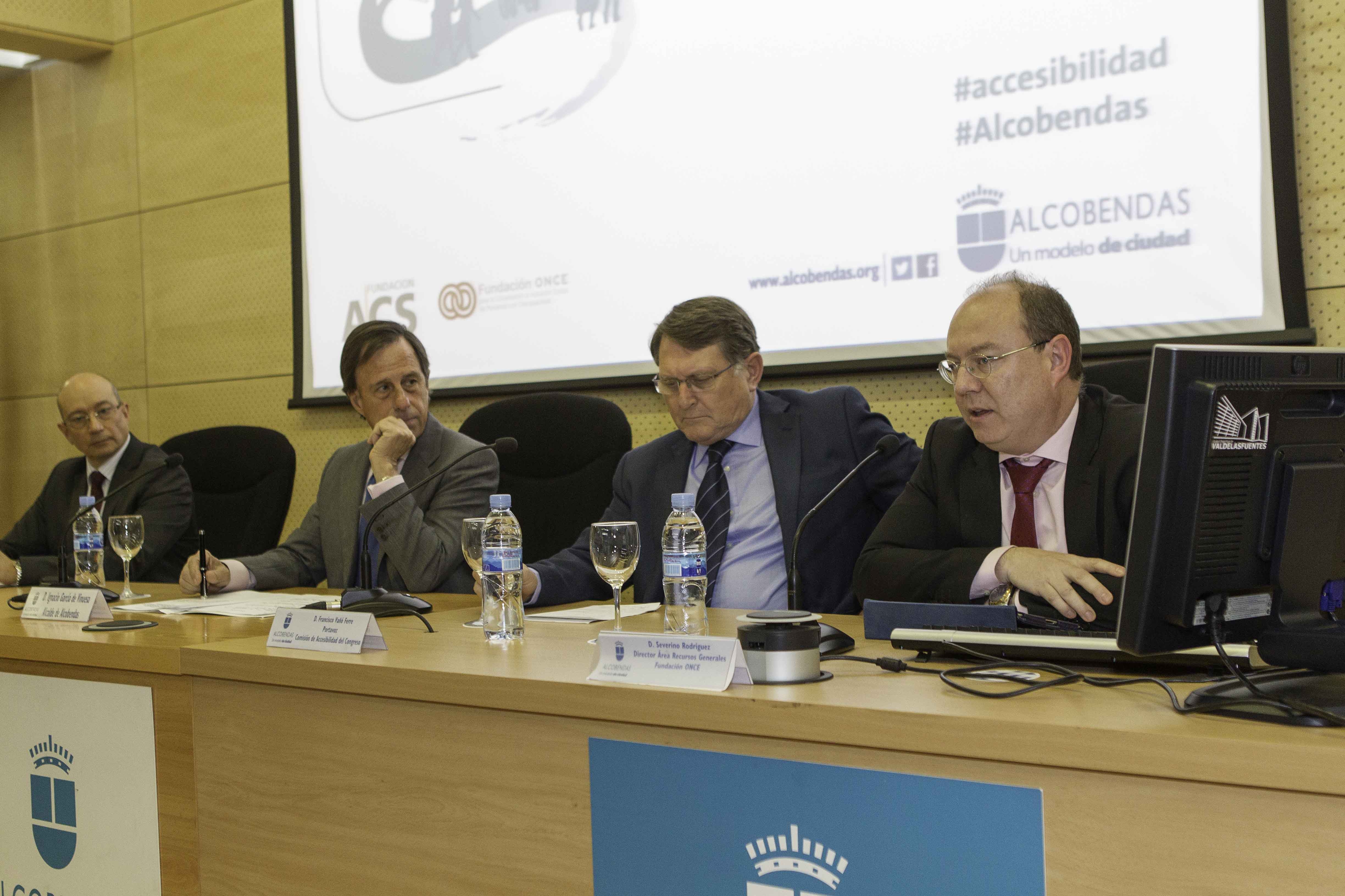 Clausura de las jornadas presididas por Vañó