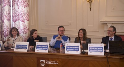 Representantes de diversos Ayuntamientos debaten en Santander