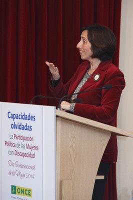 Concha Díaz, durante la lectura del Manifiesto del CERMI Concha Díaz, durante la lectura del Manifiesto del CERMI