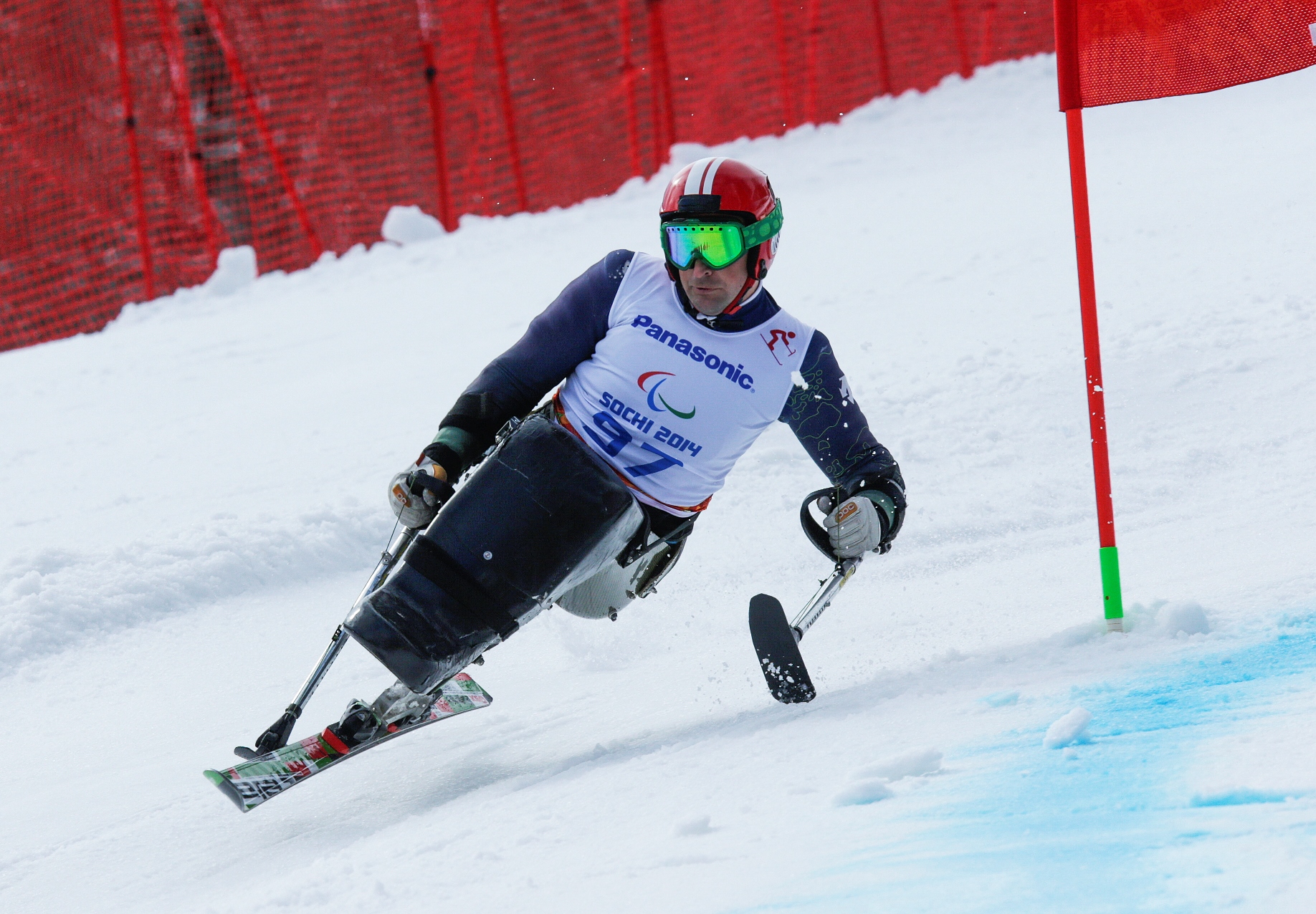Óscar Espallargas en pleno descenso del supergigante