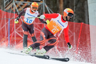 Santacana y Galindo en la prueba de eslalon
