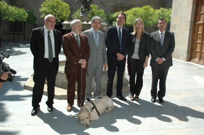 Foto de familia de los responsables implicados en el Convenio con la Generalitat