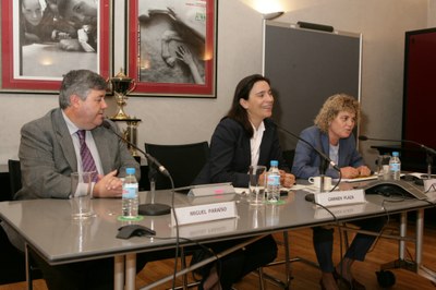 Jornada de formación para Consejos Territoriales sobre Igualdad de Género. De izquierda a derecha: Miguel Paraíso, Carmen Plaza y Teresa Palahí 