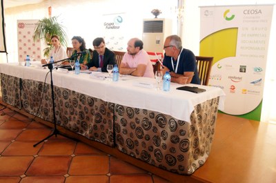 Mesa presidencial de la Jornada de Recursos Humanos de ONCE y su Fundación