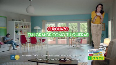 Fotograma de la campaña del nuevo Cuponazo XL y XXL