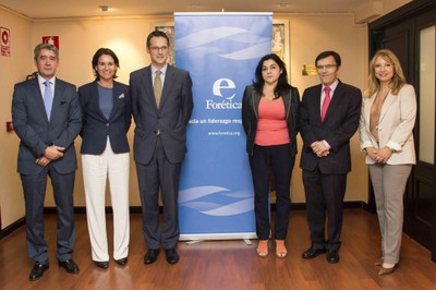 La nueva directiva, tras la reunión de Forética
