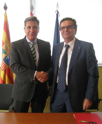 Oliván y Escanero tras la firma del acuerdo