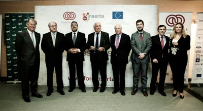 Participantes, con Miguel Carballeda (tercero por la izquierda), en el desayuno del Foro Inserta Responsable sobre "El valor social de la marca España"