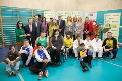 Protagonistas de la jornada en Madrid del Día del Bastón Blanco