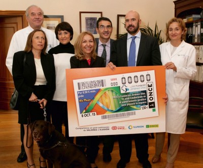 Presentación del cupón dedicado al Día Mundial de la Visión, con los representantes de la Fundación Jiménez Díaz