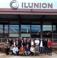Foto de familia de los directivos de Atención al Cliente de ILUNION reunidos en Cáceres
