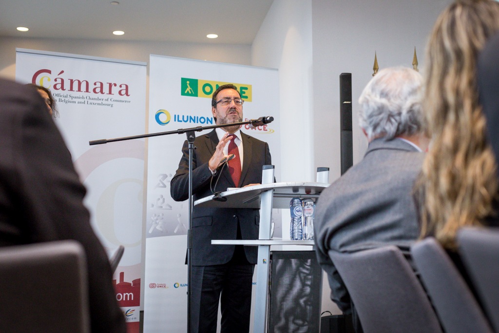 Carballeda se dirige a los políticos y empresarios reunidos en la Cámara de Comercio de España en Bruselas