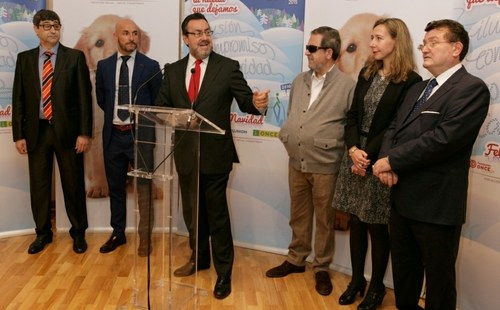 El presidente Carballeda anuncia la renovación del Acuerdo con el Gobierno en el festejo navideño del Consejo General