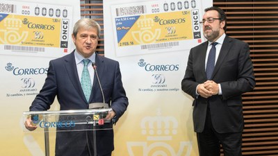 Intervención de Javier Cuesta (junto a Miguel Carballeda) en la presentación del cupón