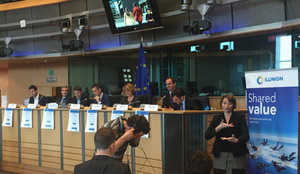 Reciente intervención de representantes de ILUNION ante el Parlamento Europeo en Bruselas