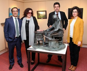 subdirector general de Museos, Miguel González ; su adjunto, Lucas García y la coordinadora técnica del Laboratorio Permanente de Público de Museos, Virgina López, junto con la directora de Cultura de la ONCE