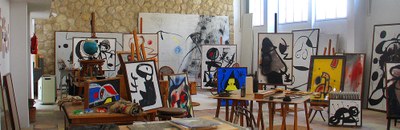 Lienzos en la Fundación Pilar i Joan Miró