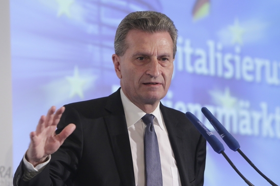 Günther H. Oettinger, comisario europeo de economía y sociedad digitales