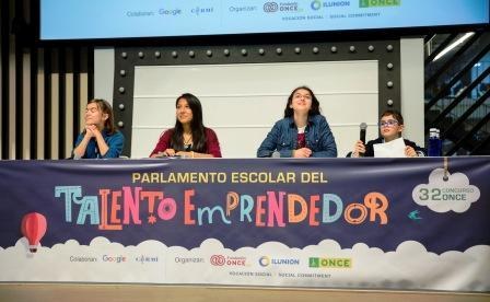Mesa presidencial del 'Parlamento escolar' que elaboró la Declaración del Talento