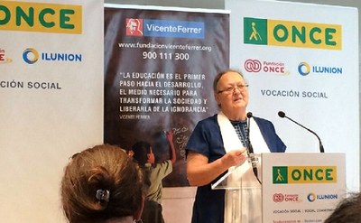 Anna Ferrer interviene en el acto de homenaje a su Fundación