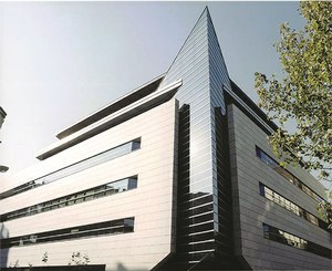 Edificio de la calle Pechuán de Madrid, sede de ILUNION Seguros