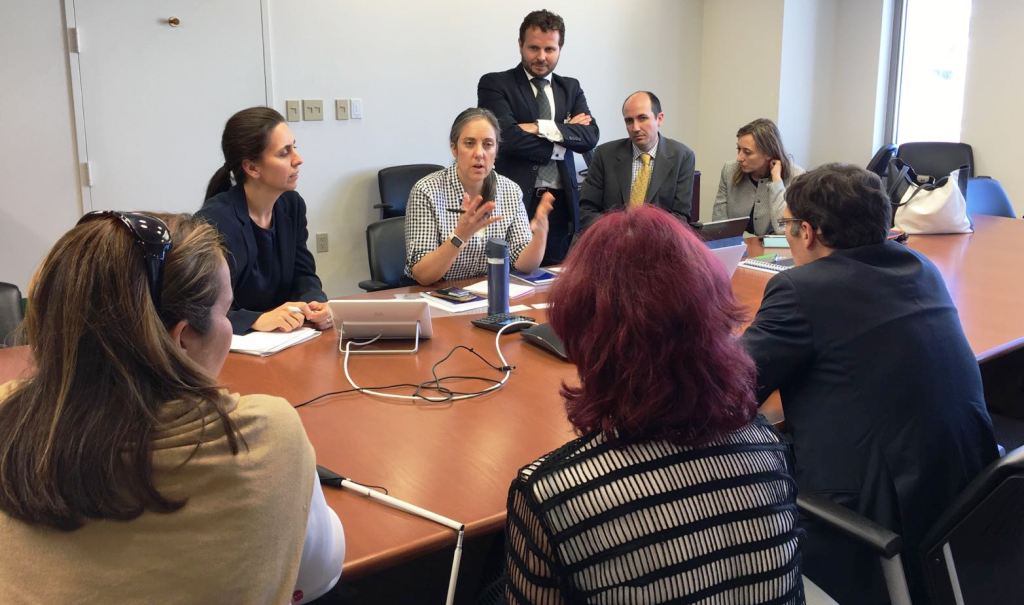 Reunión de trabajo de la delegación española con los representantes del Banco Interamericano de Desarrollo