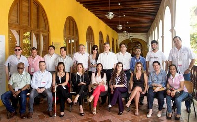 Foto de familia de los participantes en el seminario de Cartagena de Indias