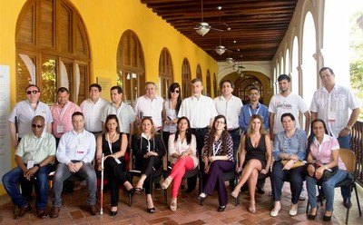 Foto de familia de los participantes en el seminario de Cartagena de Indias