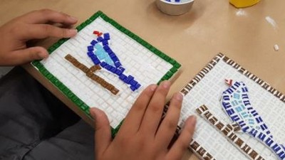 Detalle del reconocimiento táctil de un mosaico