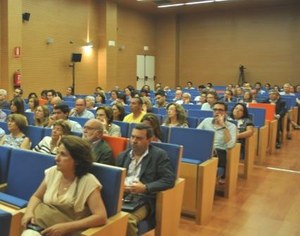 Asistentes a una jornada científica de Asanol