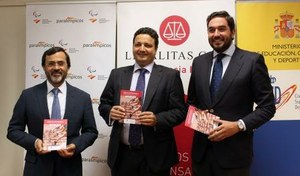 Los responsables de Legalitas y del Comité Paralímpico presentan la nueva guía en Madrid