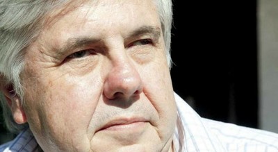 El escritor afiliado Alfonso Corominas