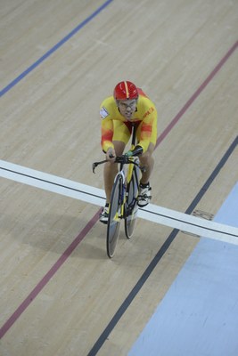 El ciclista Alfonso Cabello logró el bronce en el kilómetro en pista.