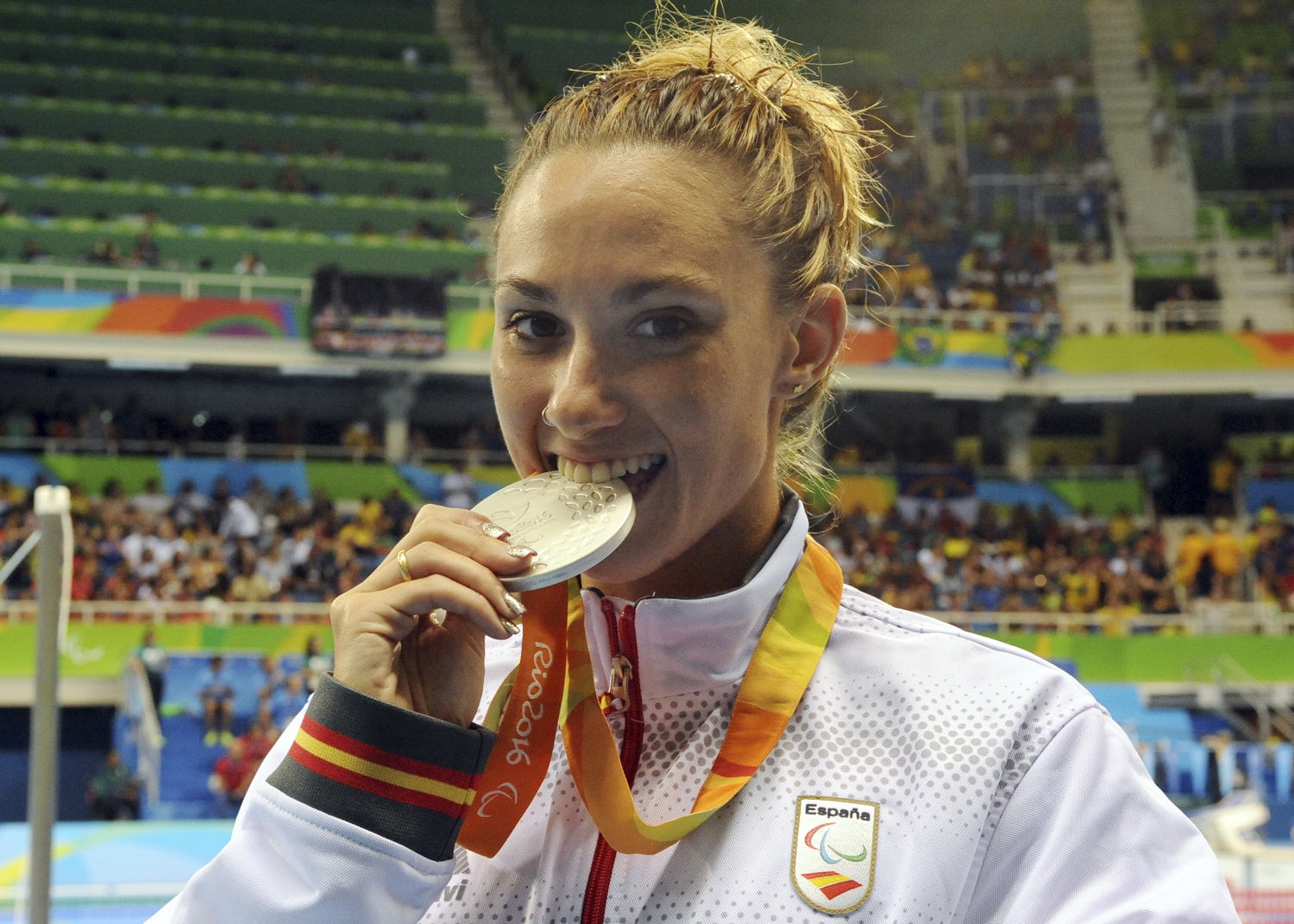 La medalla de plata de la nadadora Sarai Gascón en los 100 metros libre