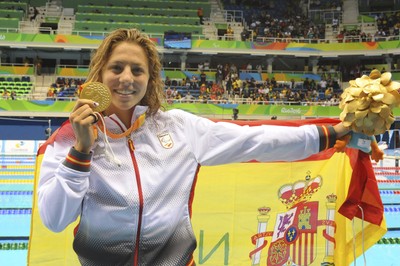 La nadadora Nuria Marqués, con el oro en los 400 metros libre