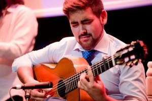 Martinete tocando