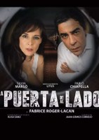 Cartel de "La puerta de al lado"