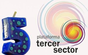 Logo del 5º Aniversario de la Plataforma del Tercer Sector