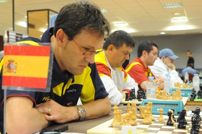 Partida de ajedrez para ciegos