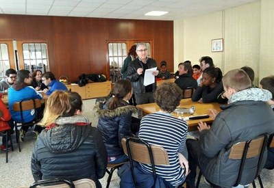Un momento de las clases impartidas en el cursillo
