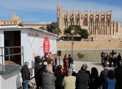 Acto de presentación de la casa inteligente junto a la catedral de Palma