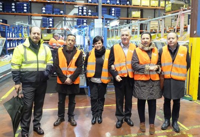 La delegación durante su visita a MLV 