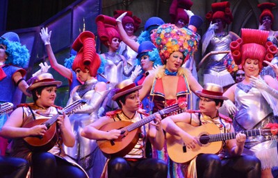 El coro "La reina de la noche", segundo premio