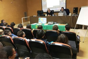 Público y ponentes durante una de las sesiones dedicadas a la accesibilidad tecnológica