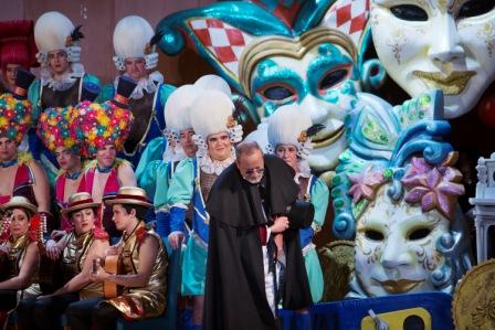 Comparsas en el escenario
