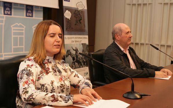 Lectura pública de El Quijote en braille
