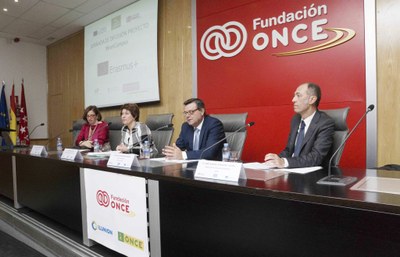 Mesa inaugural de la jornada sobre INnet Campus