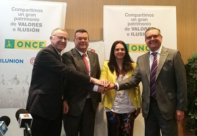 De izquierda a derecha: José Miguel Luque, Martínez Donoso, Maribel Tocón y Juan J. Vallejo