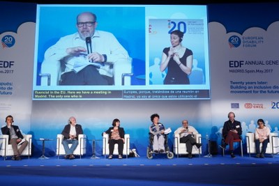 Momento de la intervención de Enrique Guerrero en la mesa-debate “Cómo fortalecer el movimiento de las personas con discapacidad a través de una mayor diversidad humana